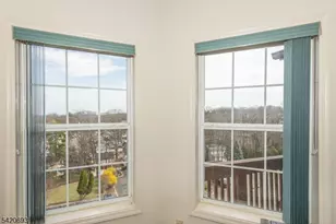 375 Rifle Camp Rd, Woodland Park, NJ 07424 - Photo 4