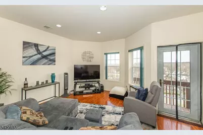 375 Rifle Camp Rd #403, Woodland Park, NJ 07424 - Photo 22