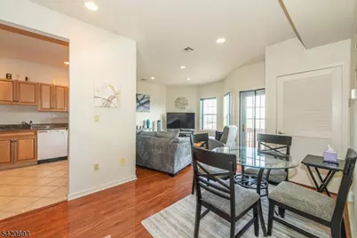 375 Rifle Camp Rd #403, Woodland Park, NJ 07424 - Photo 6