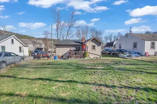 29 Bushwick Ln, West Milford, NJ 07480 - Photo 24