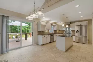 833 Carnoustie Dr, Bridgewater, NJ 08807 - Photo 8