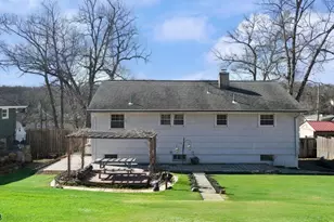 50 Knolls Rd, Bloomingdale, NJ 07403 - Photo 32