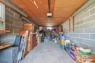 50 Knolls Rd, Bloomingdale, NJ 07403 - Photo 24