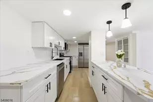 301 N Grove St, East Orange, NJ 07017 - Photo 8