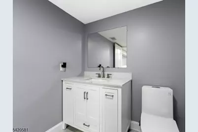 10 Hillside Ave, North Caldwell, NJ 07006 - Photo 24