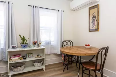 6 Boyden Pkwy Unit #3, Maplewood, NJ 07040 - Photo 4