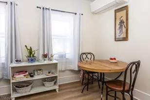 6 Boyden Pkwy Unit, Maplewood, NJ 07040 - Photo 4