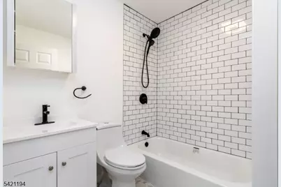 43 Wolf Pl, Hillside, NJ 07205 - Photo 10