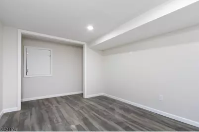 43 Wolf Pl, Hillside, NJ 07205 - Photo 20