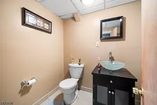 556 Valley Rd, Clark Township, NJ 07066 - Photo 24