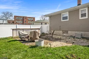 556 Valley Rd, Clark Township, NJ 07066 - Photo 28