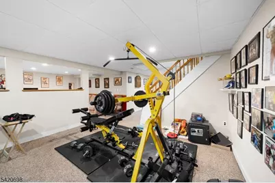 556 Valley Rd, Clark Township, NJ 07066 - Photo 22