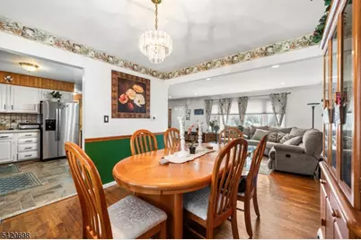 556 Valley Rd, Clark Township, NJ 07066 - Photo 10