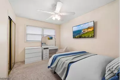 556 Valley Rd, Clark Township, NJ 07066 - Photo 16