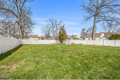 556 Valley Rd, Clark Township, NJ 07066 - Photo 32