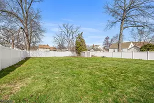 556 Valley Rd, Clark Township, NJ 07066 - Photo 32