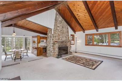 6 Partridge Trl, Kinnelon, NJ 07405 - Photo 4