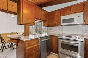 6 Partridge Trail, Kinnelon, NJ 07405 - Photo 12