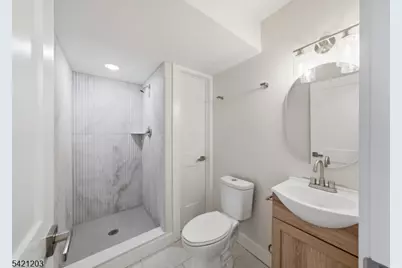 33 Clinton Pl, Morristown, NJ 07960 - Photo 16