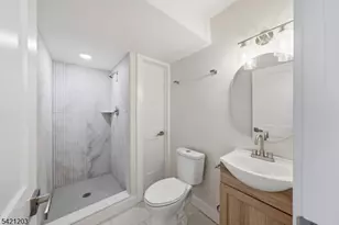 33 Clinton Pl, Morristown, NJ 07960 - Photo 16