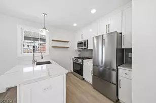 33 Clinton Pl, Morristown, NJ 07960 - Photo 4