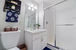 78 Kent Dr, Roseland, NJ 07068 - Photo 18