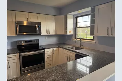 3016 Cromwell Ct, Hillsborough Township, NJ 08844 - Photo 10