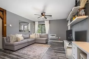 3016 Cromwell Ct, Hillsborough Township, NJ 08844 - Photo 2