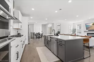 61 Village Dr, Montgomery Township, NJ 08558 - Photo 14