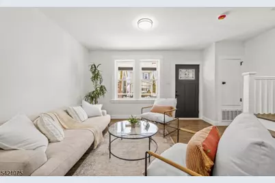 18 Hilton Ave, Maplewood, NJ 07040 - Photo 2