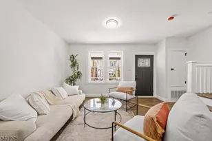 18 Hilton Ave, Maplewood, NJ 07040 - Photo 2