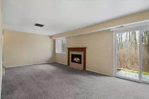 80 Garden Ct, Roxbury Township, NJ 07876 - Photo 4