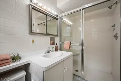 131 Lawrence Dr, Millburn, NJ 07078 - Photo 24