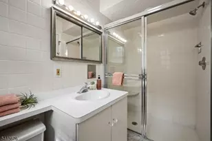 131 Lawrence Dr, Millburn, NJ 07078 - Photo 24