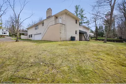 131 Lawrence Dr, Millburn, NJ 07078 - Photo 40