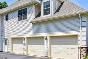 6 Hunter Dr, Mount Olive, NJ 07828 - Photo 38