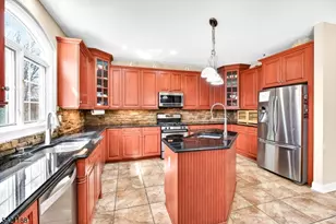 6 Hunter Dr, Mount Olive, NJ 07828 - Photo 14