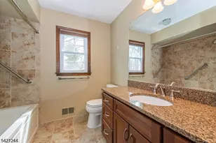 5 Brook Ct, Parsippany, NJ 07054 - Photo 30