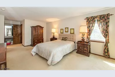 5 Brook Ct, Parsippany, NJ 07054 - Photo 26