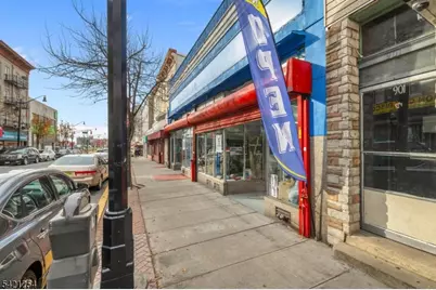 821 Summit Ave, Union City, NJ 07087 - Photo 14