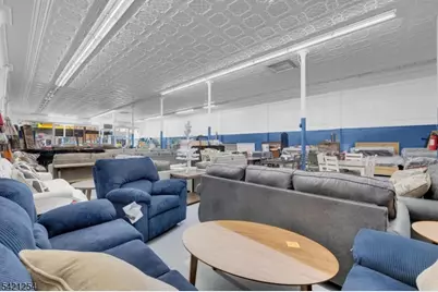 821 Summit Ave, Union City, NJ 07087 - Photo 4