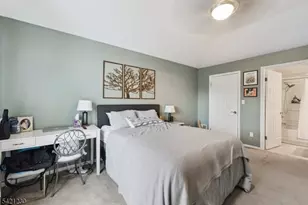 1634 Waterford Dr, Edison, NJ 08817 - Photo 10