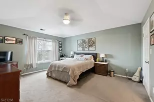 1634 Waterford Dr, Edison, NJ 08817 - Photo 4