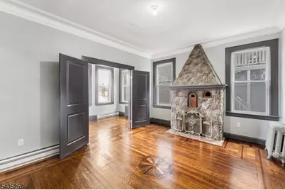 135 Tremont Ave, East Orange, NJ 07018 - Photo 4