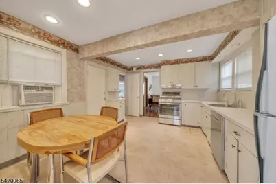 865 Livingston Rd, Elizabeth, NJ 07208 - Photo 10