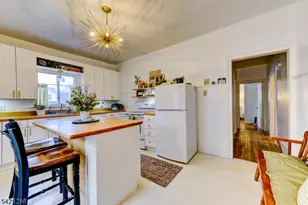 11 Sterling Pkwy, Ogdensburg, NJ 07439 - Photo 20