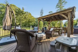 93a Bissell Rd, Tewksbury Township, NJ 08833 - Photo 4