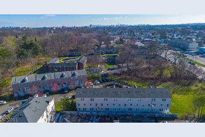 4 C Lily Court #4C, Roselle, NJ 07203 - Photo 20