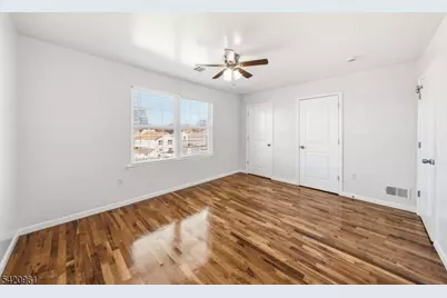 4 C Lily Court #4C, Roselle, NJ 07203 - Photo 8