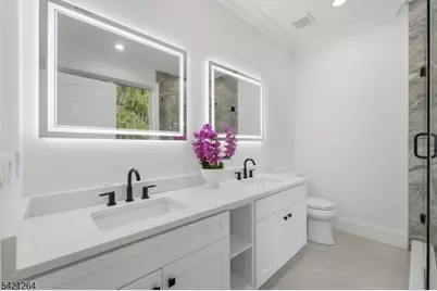 13 Harding Pl, Livingston, NJ 07039 - Photo 34